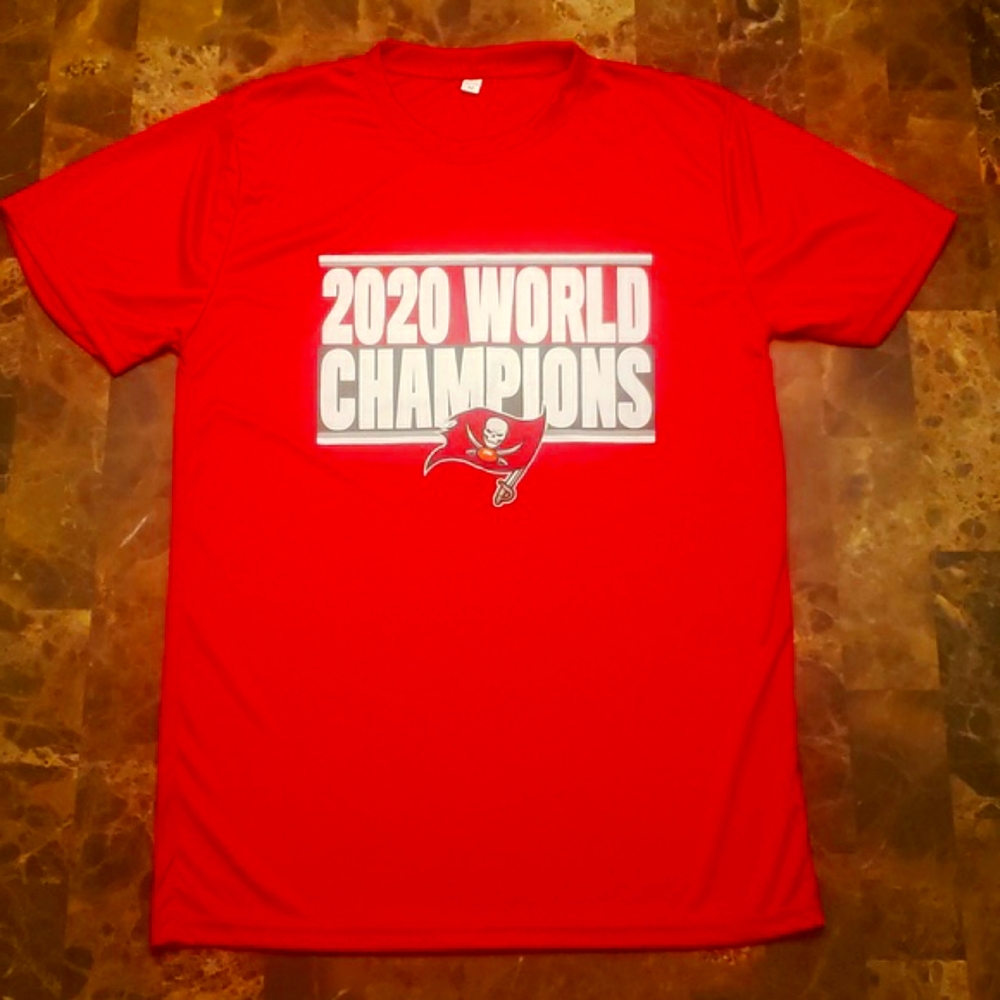 NWOT Buccaneers 2020 World Champions